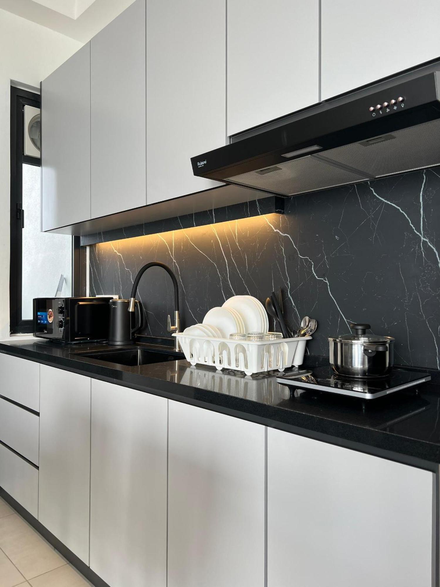 Urban Suites Two Or Three Bedroom Georgetown By Anc Jelutong Zewnętrze zdjęcie